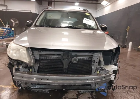 2010 Subaru Forester 2.5X z USA, uszkodzony, nr VIN JF2SH6BC1AH768375